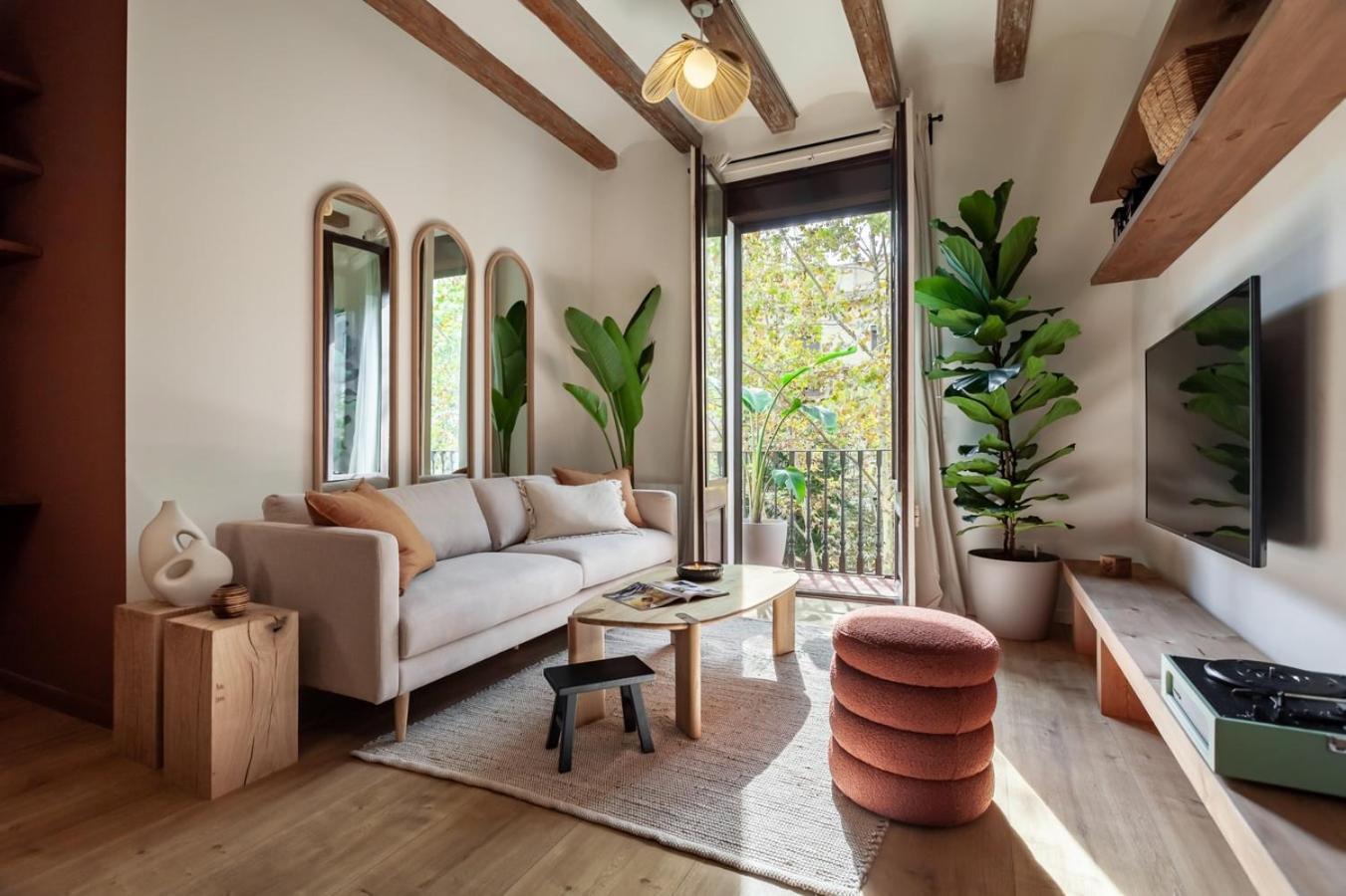 Kulun - 2 Bedrooms In Eixample Esquerra * Barcelone